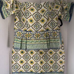 Antonio Melani blouse & Skirt, size 10, skirt never worn still has original tag.